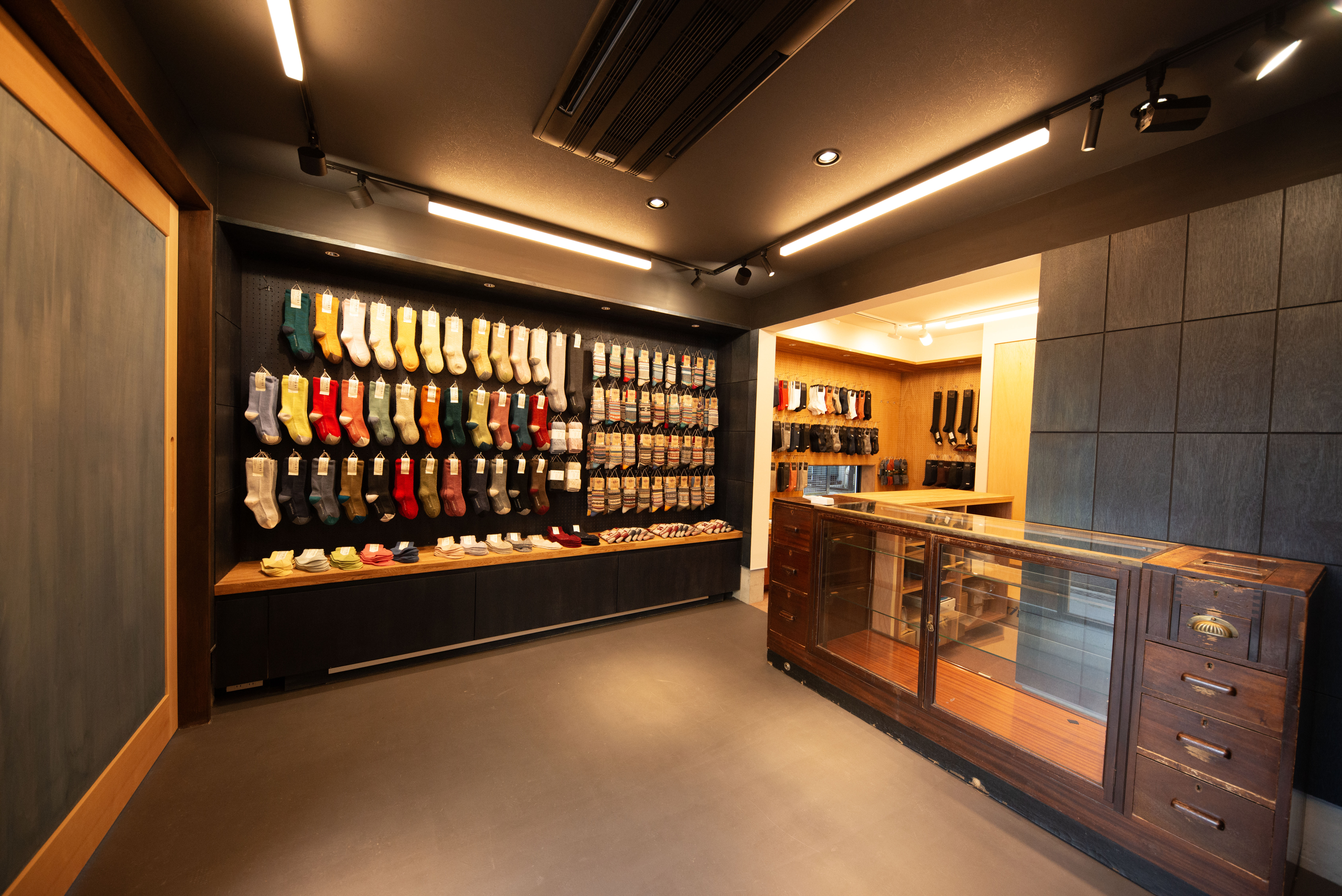 Stretchble|ストレッチブル 根津店｜文京ソコヂカラ公式サイト